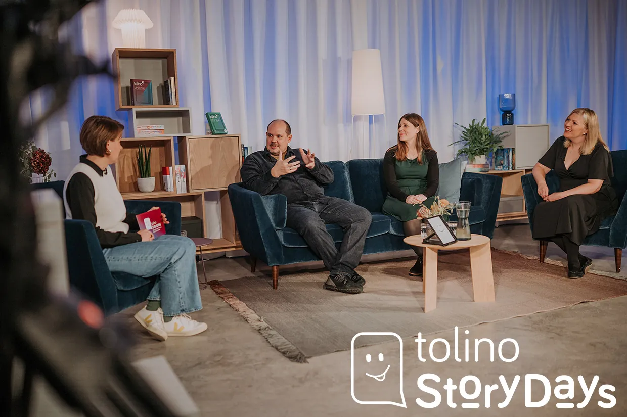 tolinoStoryDays2022: Gesprächsrunde auf der Bühne